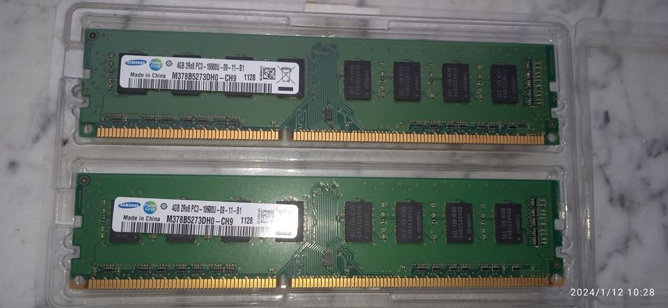 8GB (2x 4GB) DDR3 RAM DIMM UDIMM - PC3-10600U 2Rx8 1333 MHz 1.5V in Hanau