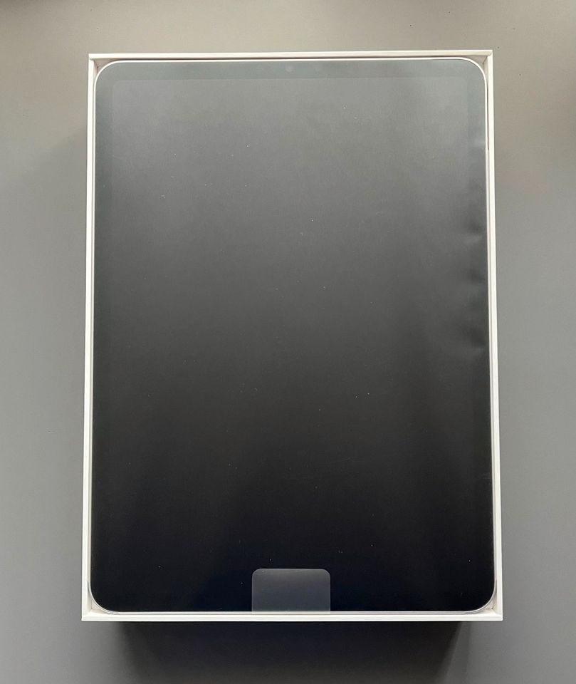 Neues iPad Pro 11 128GB (3rd Genereation) Wifi in Frankfurt am Main