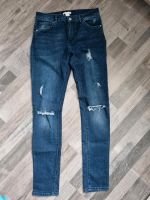 H&M High Waist Jeans Gr.38 Niedersachsen - Bomlitz Vorschau