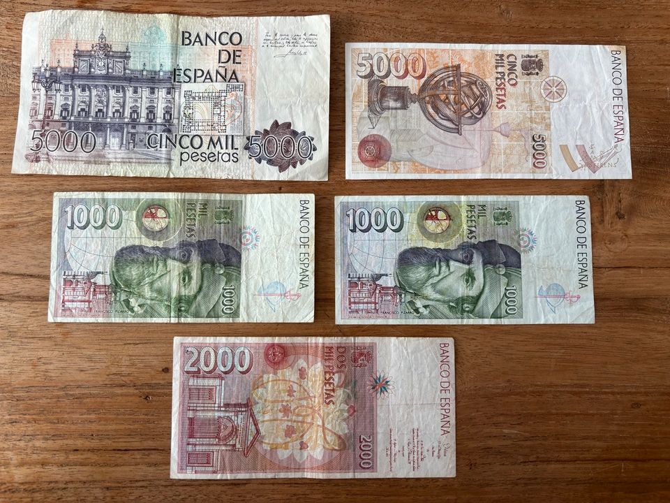 Banknoten Spanien in Leer (Ostfriesland)