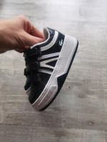 Schuhe Junge 19 Lacoste schwarz weiß Sneaker Sportschuhe wie neu Häfen - Bremerhaven Vorschau