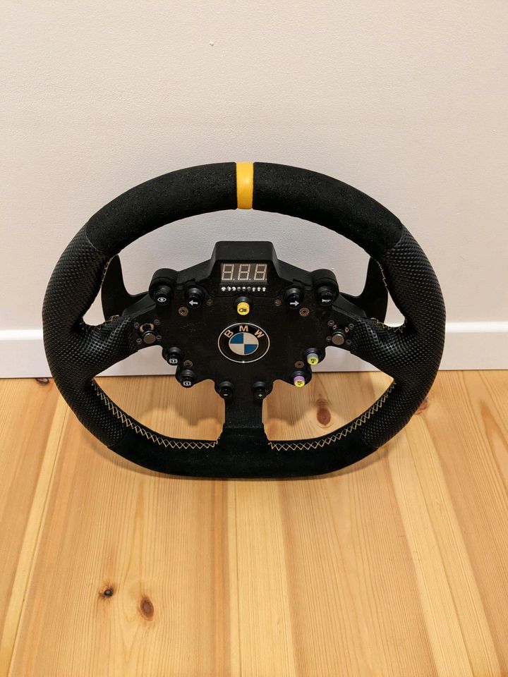 Fanatec BMW GT2 Lenkrad in Dresden