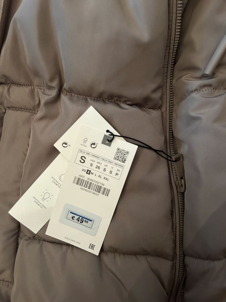 Zara Pufferjacke Beige/ Braun Größe S NEU mit Etikett in Oberhausen