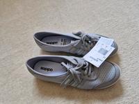 Neu! Adidas Ballerina Dion 42 Silber grau Sneaker Niedersachsen - Garbsen Vorschau