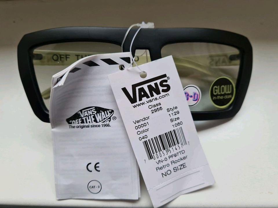 Sonnenbrille VANS Retro Rocker 3D Glow in Frankfurt am Main