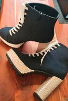 Stiefeletten mit Bastverzierung Baden-Württemberg - Heidelberg Vorschau