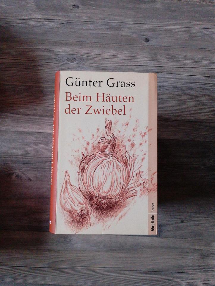 Günther Grass Beim häuten der Zwiebel  ungekürzt Top Zustand in Fredenbeck