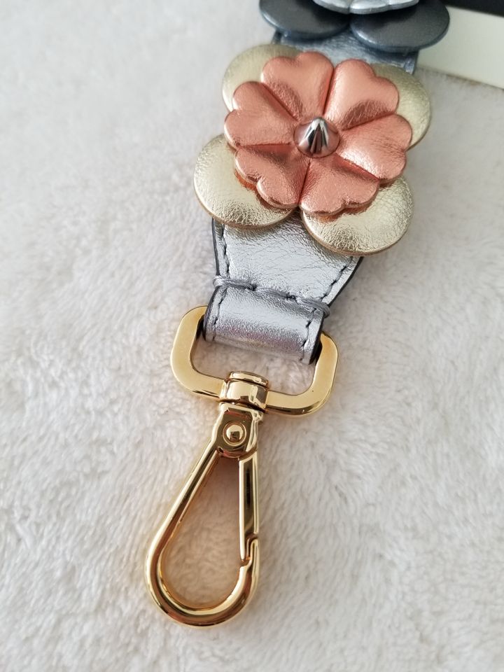 Fendi Floral leather strap in Köln