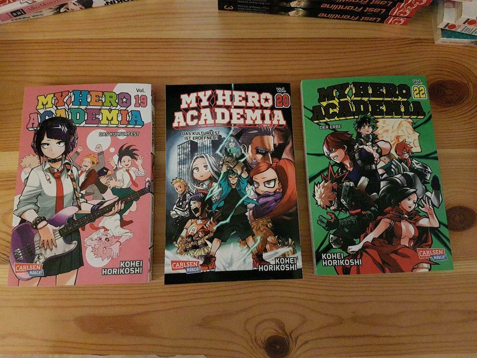 My Hero Academia 19, 20, 22, 24 Vigilante illegals Smash Manga in Stuttgart