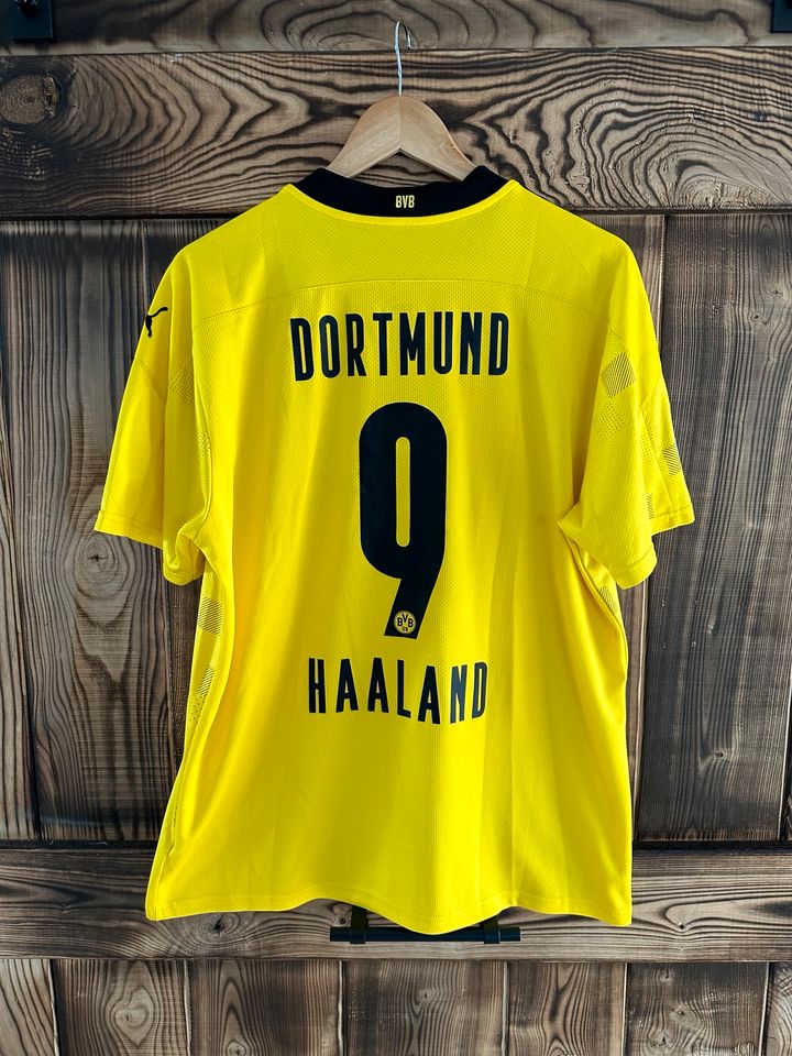 Original BVB Pokal Finaltrikot 2021 Haaland 9 Size XL in Bad Wünnenberg