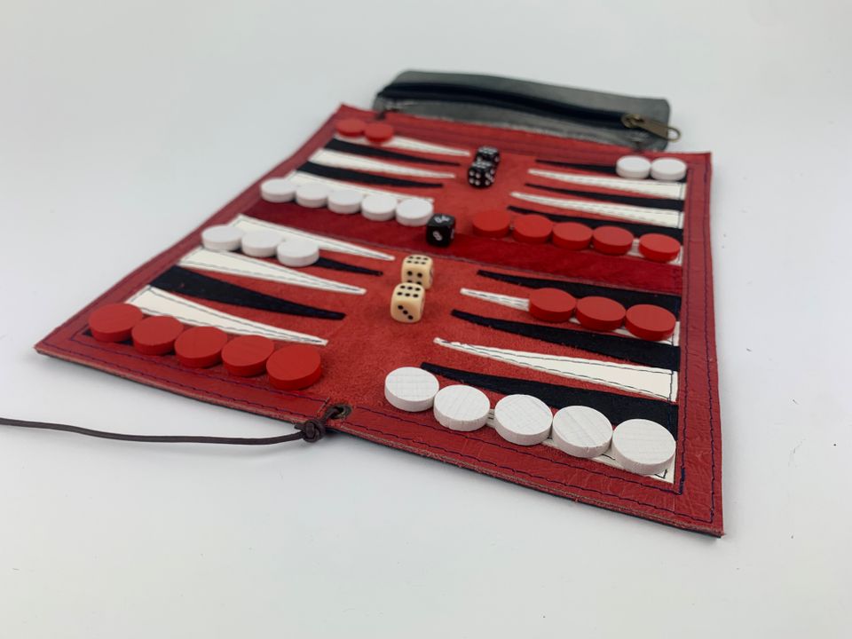 Reise Backgammon aus Leder in Berlin