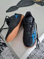 Adidas Hallenschuhe Turnschuhe Größe 36 Hessen - Usingen Vorschau