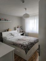 Gut geschnittene 3 Zimmer Wohnung mit Einbauküche und gute Balkon Hessen - Kelkheim Vorschau