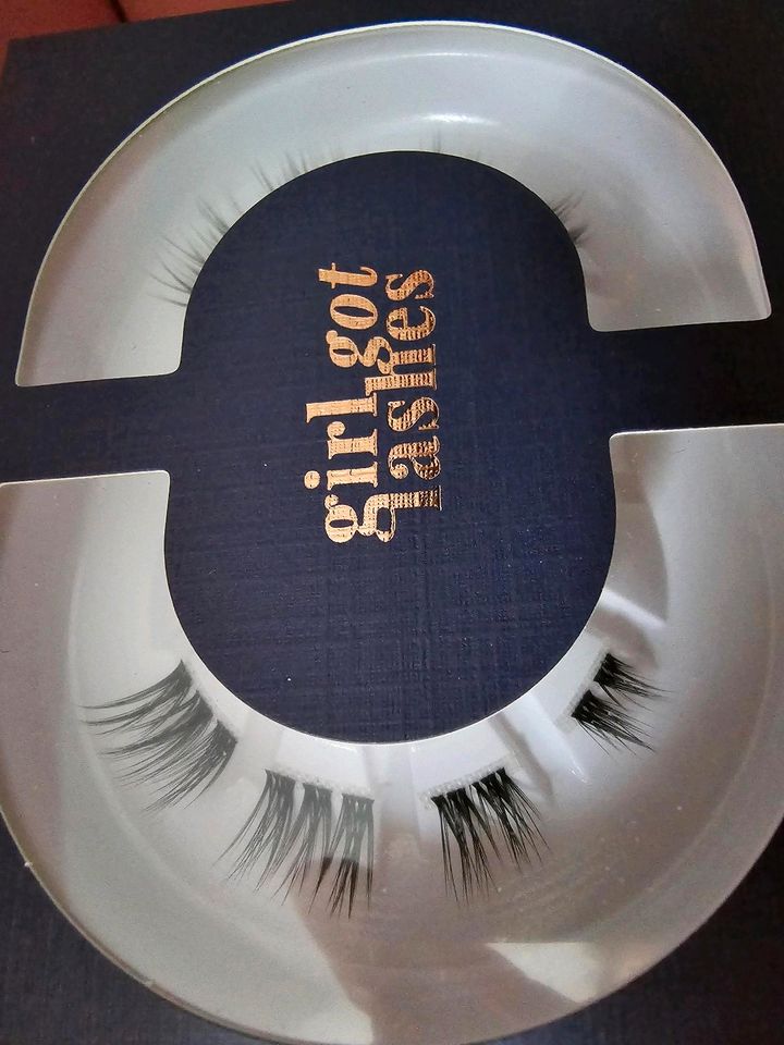 4 Stk Girl got lashes Wimpern Cat Eye Edition No. 3 Neu in Bedburg-Hau