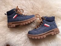 Tommy Hilfiger Kinderschuhe Gr. 35 SUPER ZUSTAND Nordrhein-Westfalen - Jüchen Vorschau