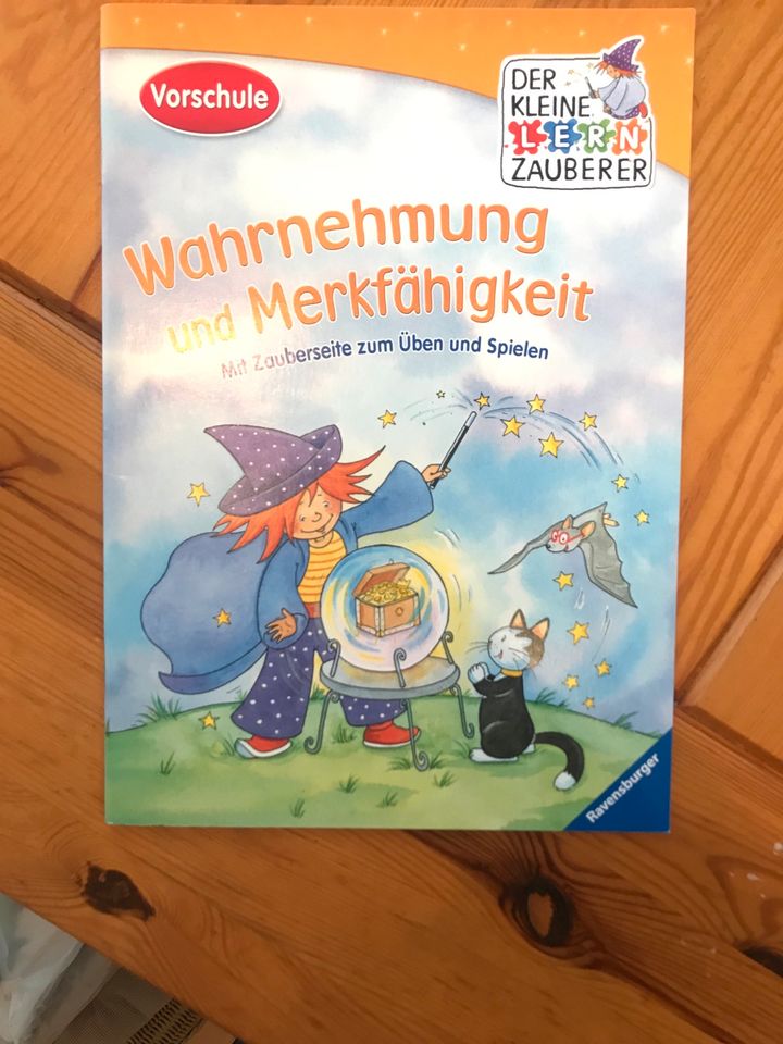 3 Vorschule Bücher Zahlen, Merkfähigkeit und Englisch in Berlin