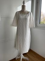Kleid weiß Travel Couture von Heine mit halbem Arm Kr. München - Oberhaching Vorschau