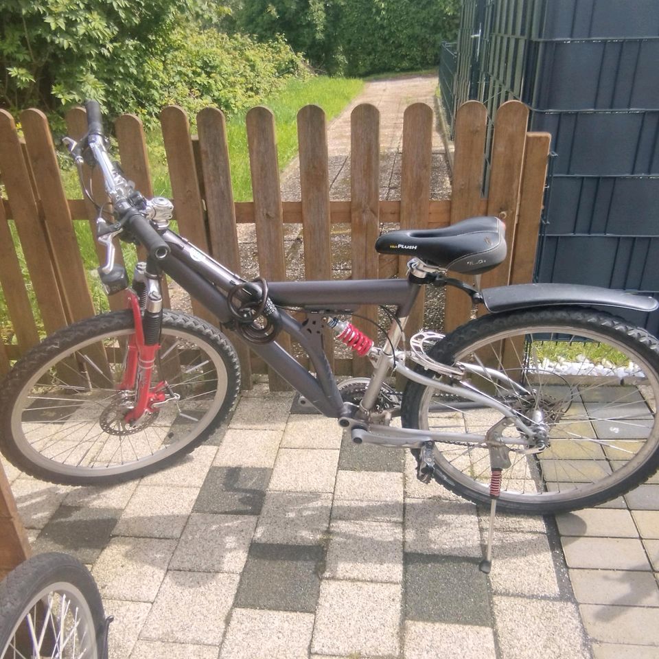 ein Fahrrad, 26 Zoll, in Rheinberg