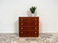 WMK Hübsche und gut erhaltene skandinavische 70er Jahre Kommode in zeitlosem, minimalistischen Design mit schönen Messinggriffen # Kommode Schrank Flurkommode Schubladenkommode Wäschekommode Vintage Friedrichshain-Kreuzberg - Friedrichshain Vorschau