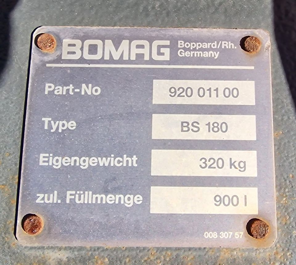 Bomag BS 180 Splittstreuer Walze Tandemwalze Kombiwalze in Mücke