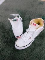 Neue Hochwertige Levi's Damen Sneaker gr.39 Baden-Württemberg - Nürtingen Vorschau