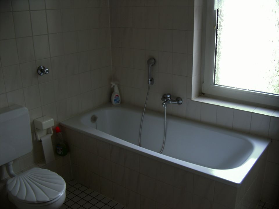 3 Zimmer, sehr gute Aufteilung, große Küche, Bad mit Wanne, G-WC in Gelsenkirchen
