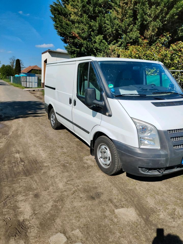 Ford Transit in Weiterstadt