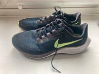 Nike Air Zoom Laufschuhe 41 schwarz Berlin - Neukölln Vorschau
