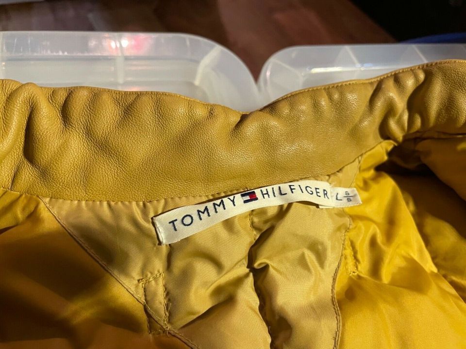 Tommy Hilfiger Damen Steppjacke Winterjacke in Berlin