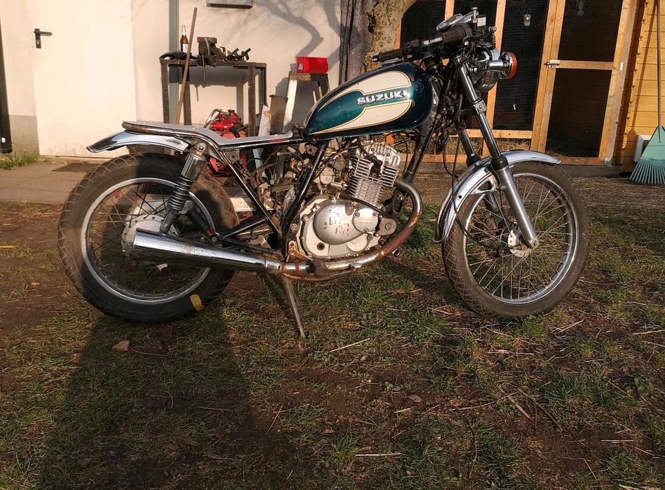 Tausche Suzuki gn 125 in cafe racer style in Oberkrämer