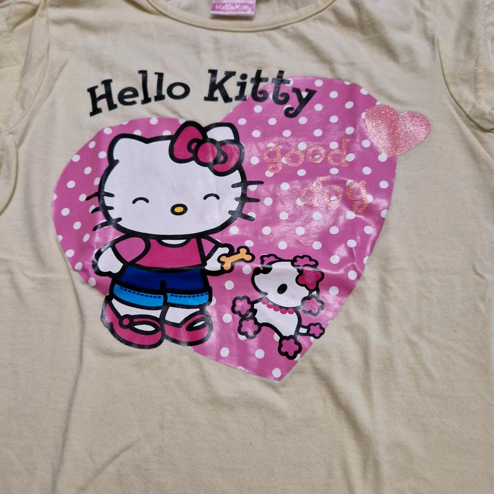 T-Shirt Größe 104 Hello Kitty in Eggolsheim