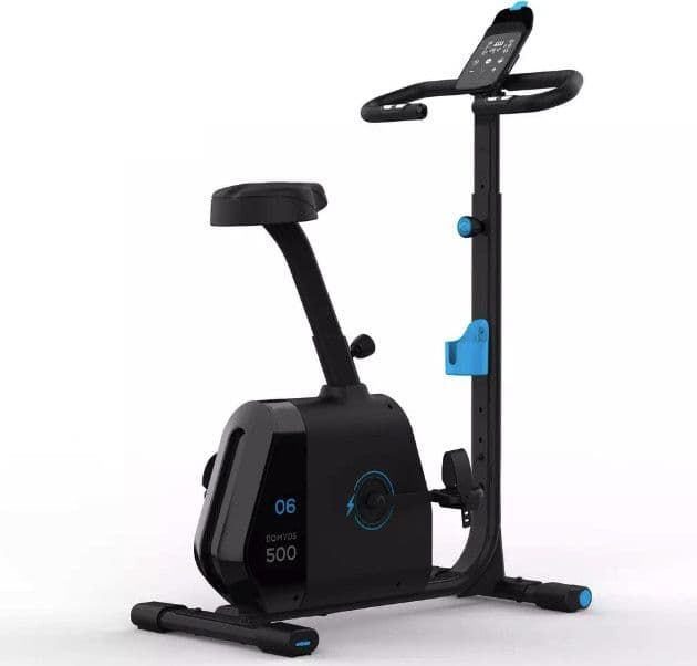 DECATHLON Domyos Bike 500 Selbstversorger Heimtrainer (schwarz) in Frankfurt am Main