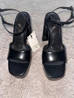 High Heels Zara Schwarz leder NEU! Gr. 41 Nordrhein-Westfalen - Leverkusen Vorschau