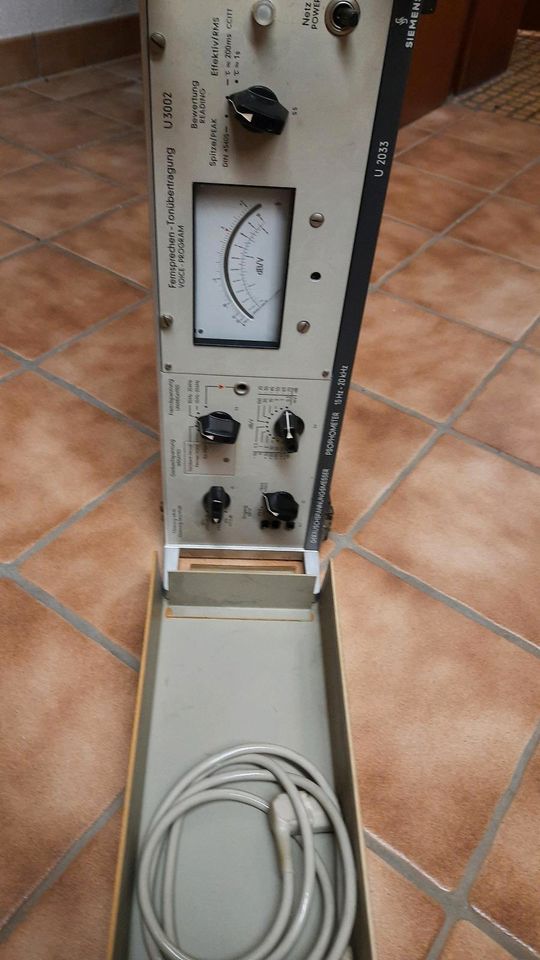 Oszilloskop, Grundig Röhrenvoltmeter, Geräuschspannungsmesser in Eschweiler