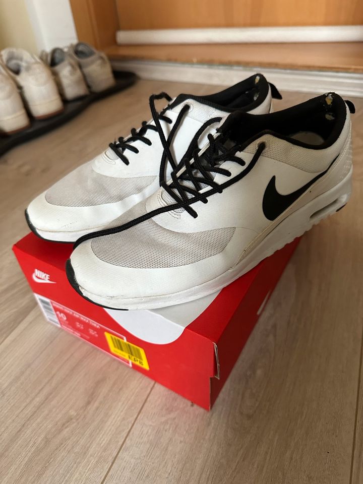 Nike Air Max Thea weiß schwarz in Witten