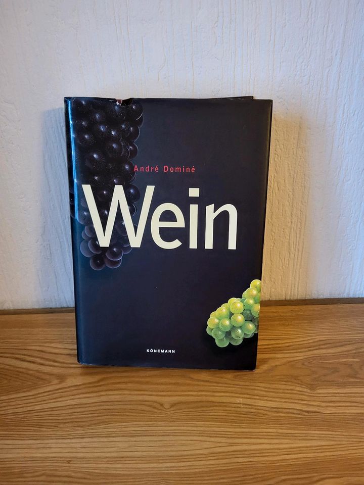 Großes Weinbuch in Burgberg