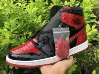 Jordan 1 Patent leather bread | Größe 44 Frankfurt am Main - Bornheim Vorschau