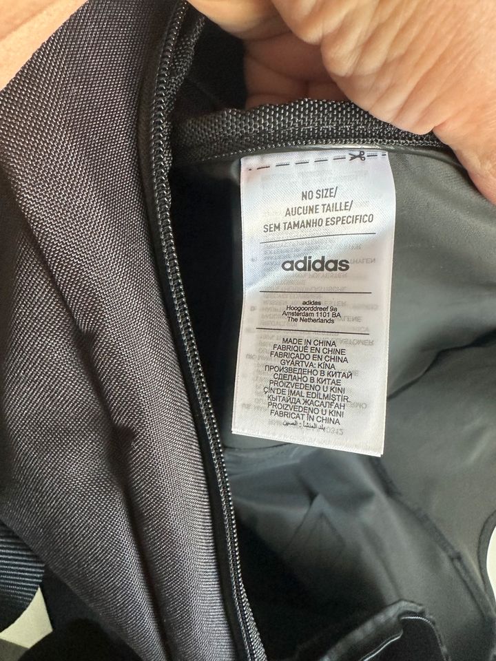 Neue Adidas Tiro 23 League Duffelbag L in Berlin