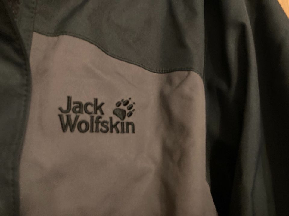 Jack Wolfskin Jacke Gr.S in Schöppenstedt