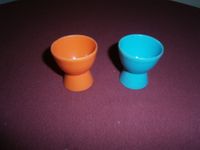 2 Stück DDR Eierbecher Plastik Farbe Orange und Blau DDR Thüringen - Lucka Vorschau