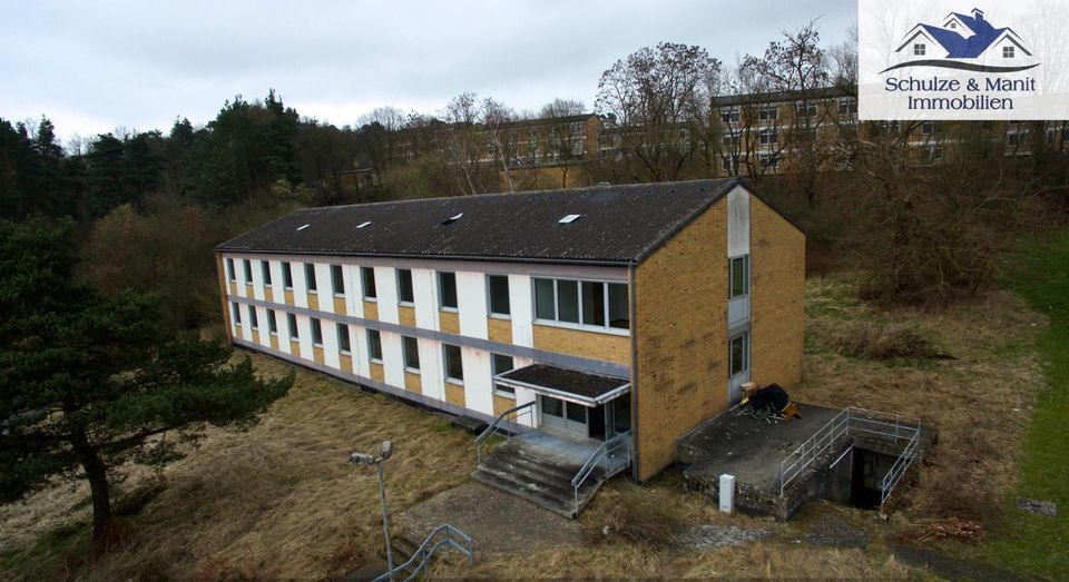 Kasernengebäude mit Atomschutzbunker in Schwalmstadt