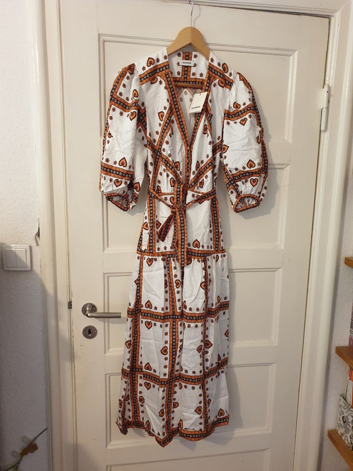 Wunderschönes langes Kleid - Sandro Paris - Größe 34 in Bremen