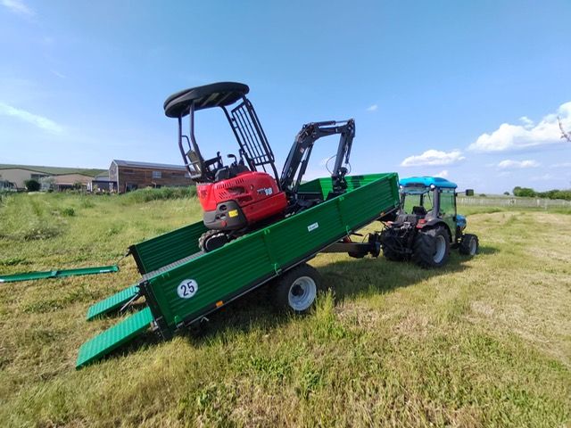 NEU! EDK und Tieflader in einem 6,0 T 400x200 cm in Sommerach