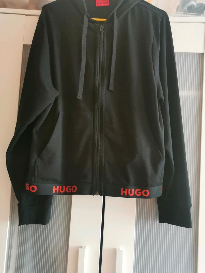 Sweatjacke von Hugo Gr Xl in Itzehoe