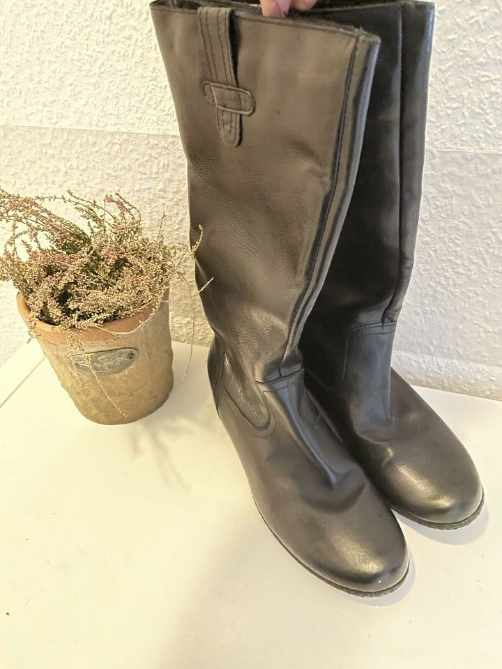 Echte Leder stiefel / schwarz  Gr. 37 Schuhe Stiefeletten damen in Berlin