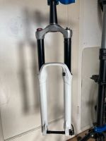 RST Rogue 160mm Federgabel 27,5 650b Tapered MTB Enduro Luft Nordrhein-Westfalen - Hagen Vorschau