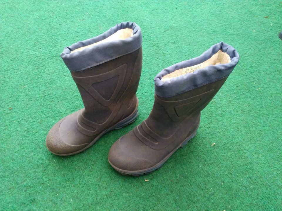 Jungen Gummistiefel Winter Gr. 26 in Ochsenfurt