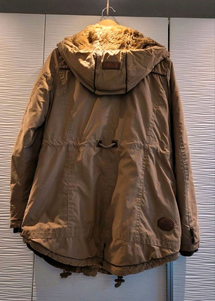 Naketano Damen Winterjacke / Mantel beige - Größe L in Langenhagen