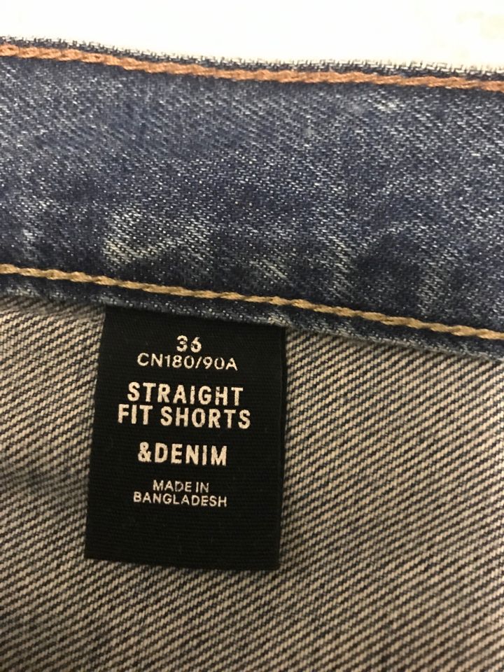 Herren Jeans kurze Hose in Berlin