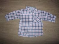 Junge  Hemd Gr. 74 Flanell kariert blau weiß rot - 5,50 € Münster (Westfalen) - Centrum Vorschau